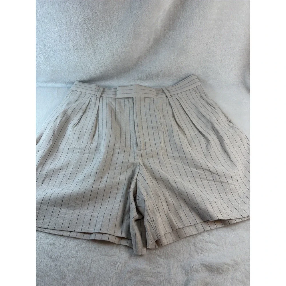 Banana Republic Linen Blend Shorts 14 NWT Cream Striped Pleated Trouser Wide Leg